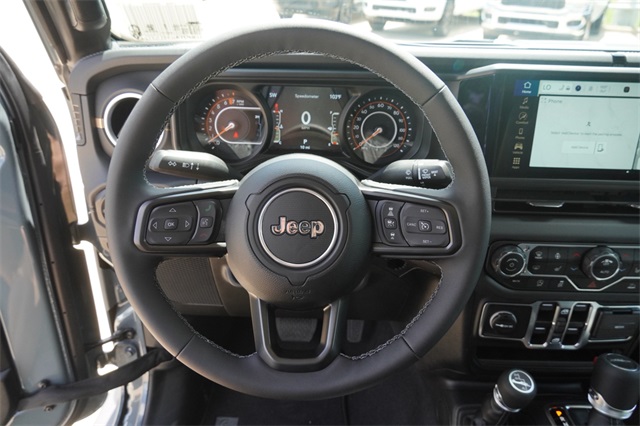 2025 Jeep Gladiator Sport Texas Trail photo 25