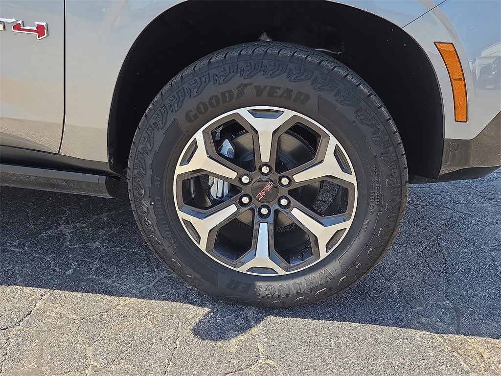 2025 Gmc Yukon AT4 Ultimate photo 7