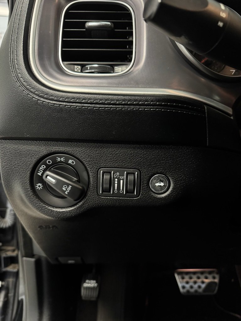 2019 Dodge Charger Scat Pack photo 11