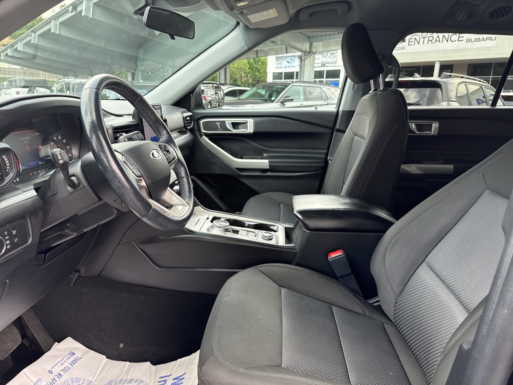 2022 Ford Explorer XLT photo 18
