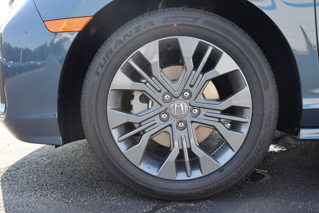 2026 Honda Odyssey Touring photo 10