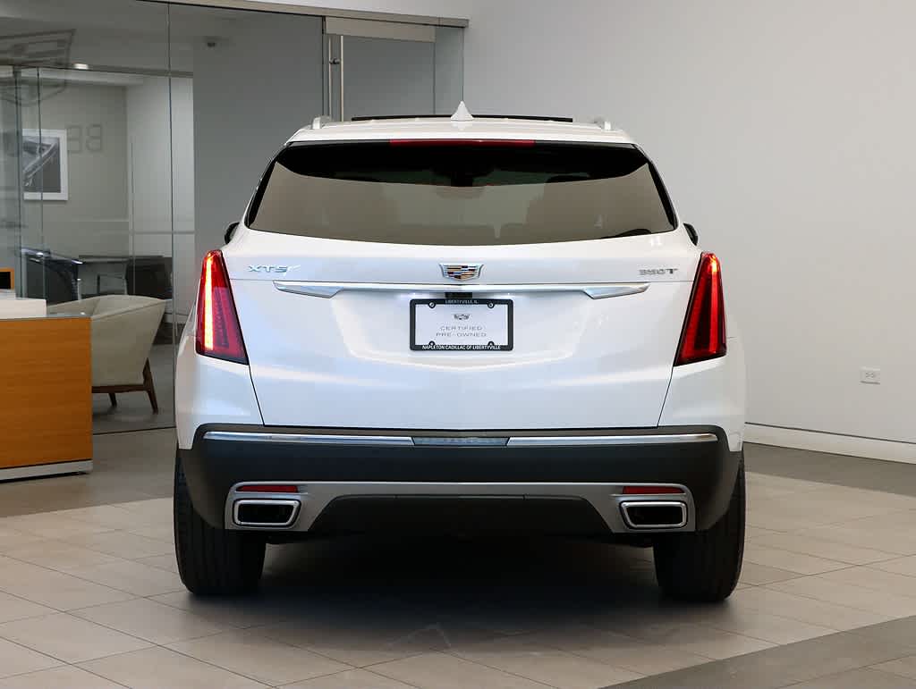 2023 Cadillac XT5 Premium Luxury photo 3