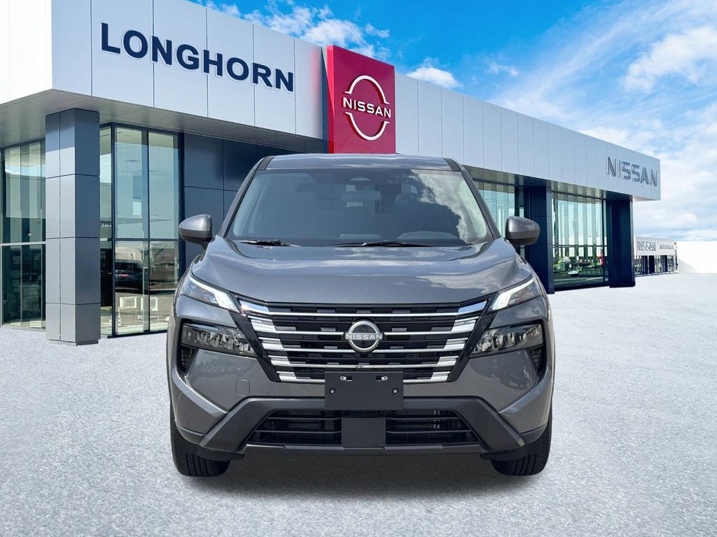 2026 Nissan Rogue SV photo 2