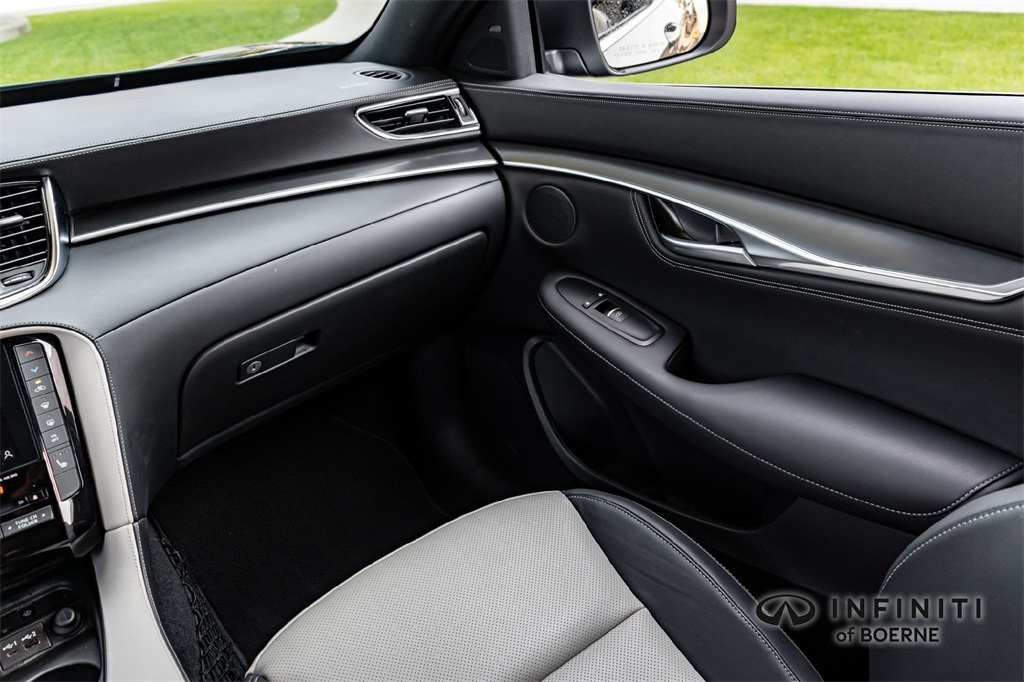 2025 Infiniti QX55 Luxe photo 28