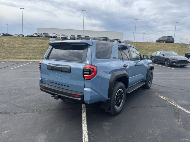 2025 Toyota 4Runner TRD Off-Road Premium photo 2