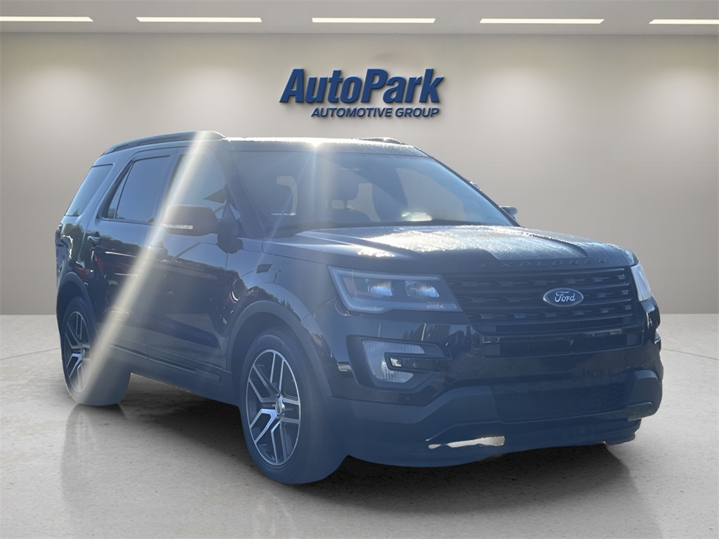 2017 Ford Explorer Sport photo 4