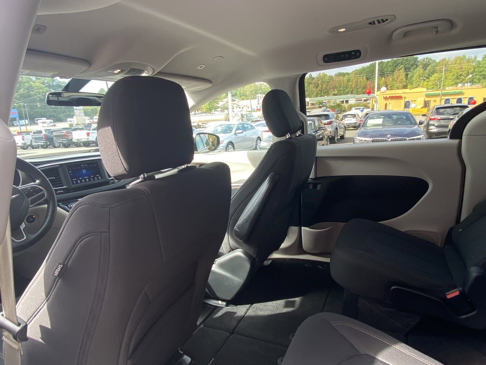 PreOwned 2019 Chrysler Pacifica LX Minivan, Passenger in Roxboro