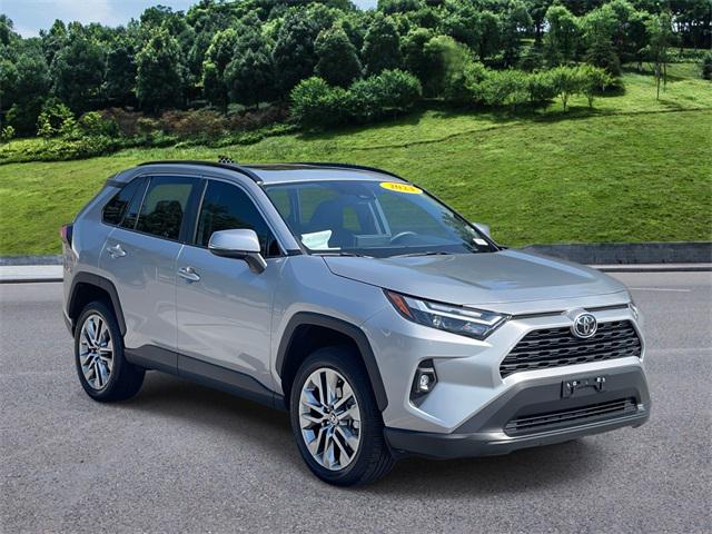2023 Toyota RAV4 XLE Premium