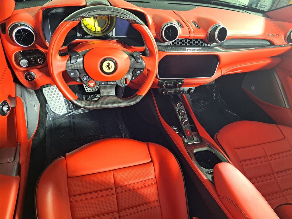 2022 Ferrari Portofino Base photo 4
