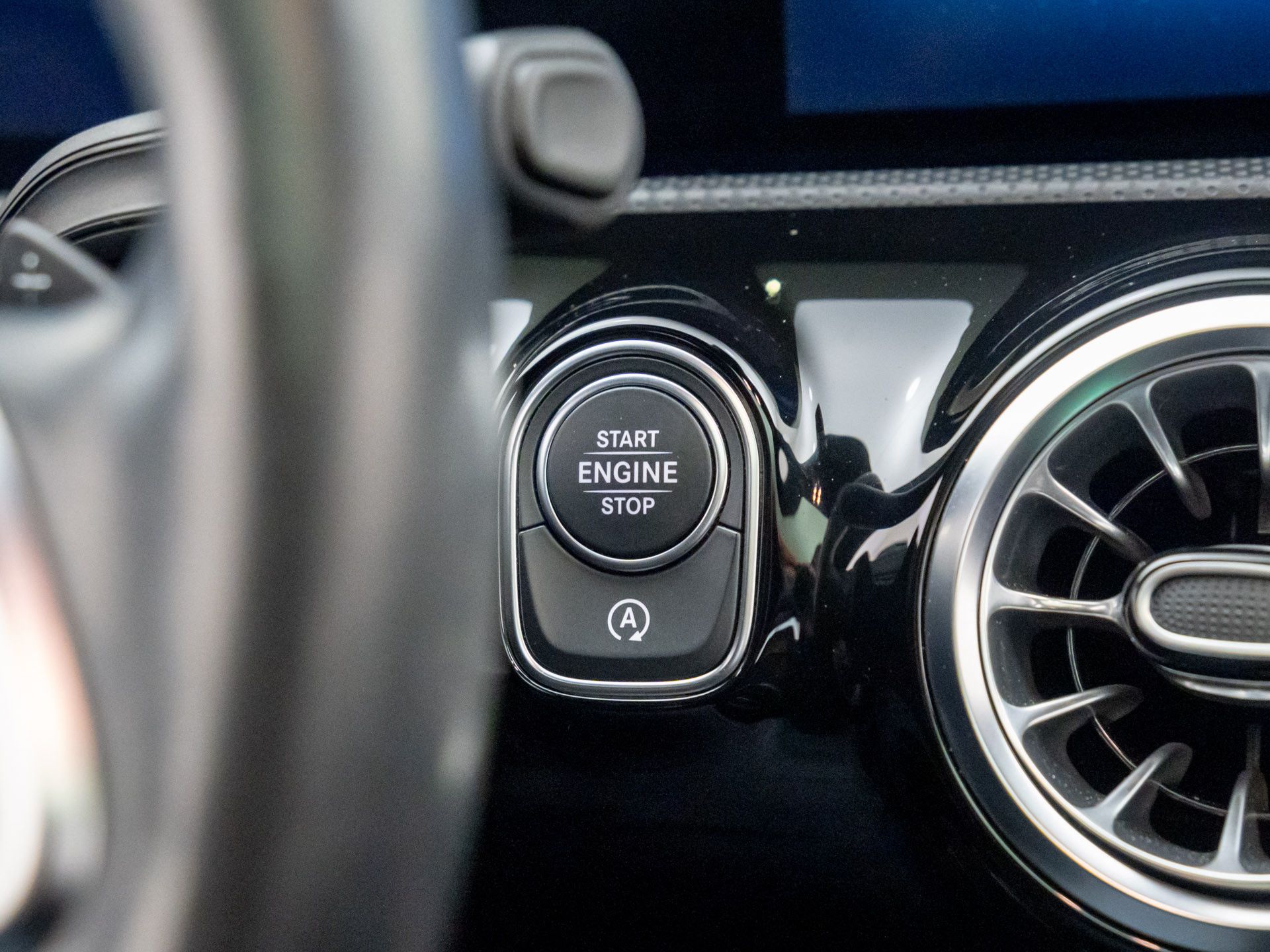 2023 Mercedes Benz CLA 250 4MATIC photo 19