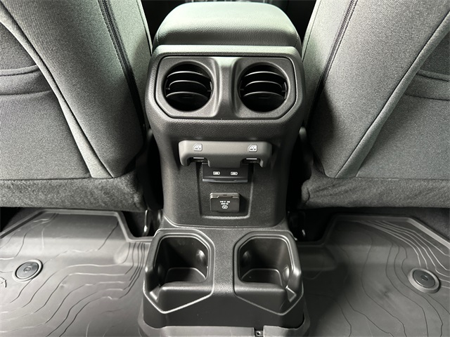 2025 Jeep Gladiator Sport S photo 12