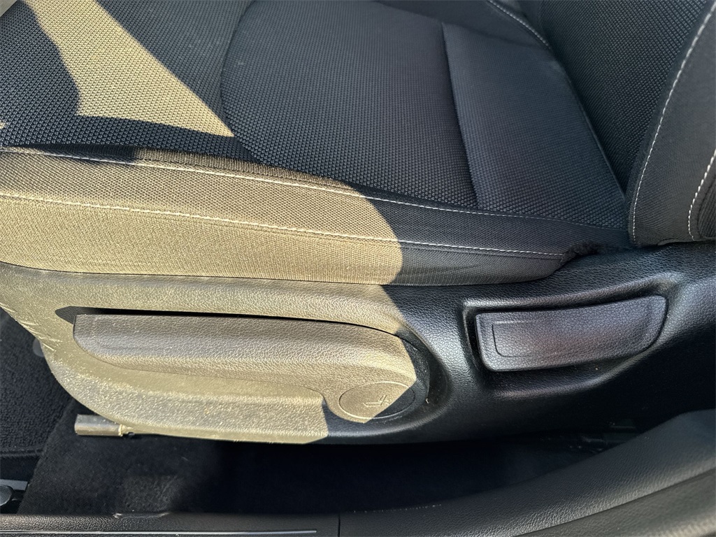 2024 Kia Forte LXS photo 18