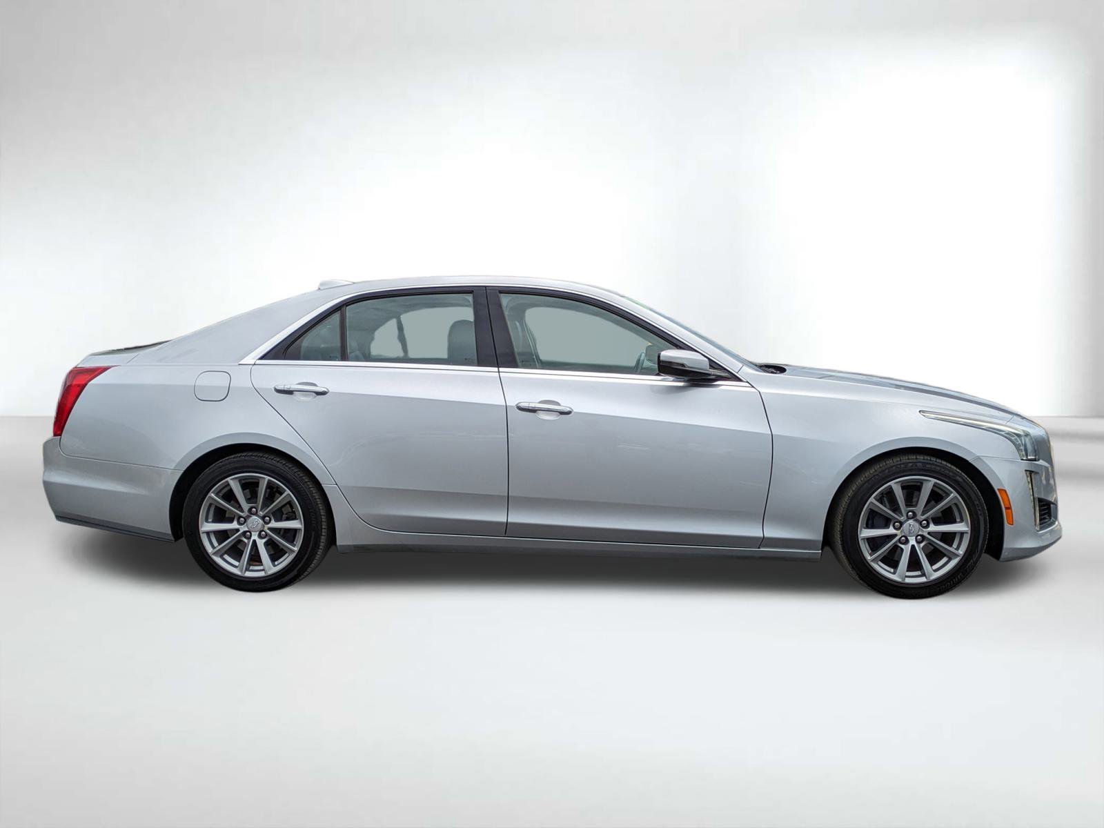 2019 Cadillac CTS Luxury photo 3