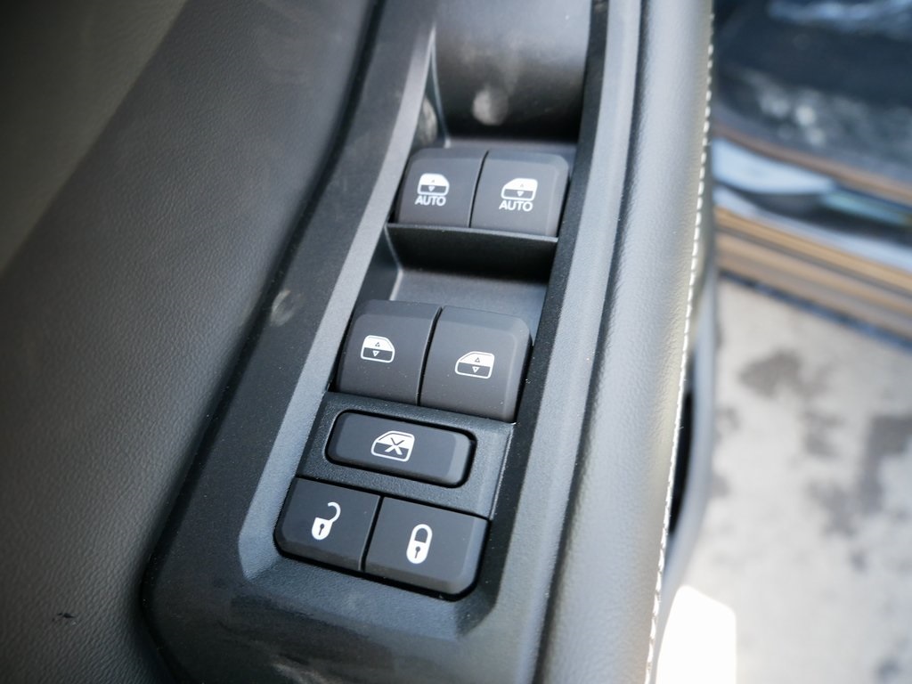 2025 Jeep Grand Cherokee Limited photo 7
