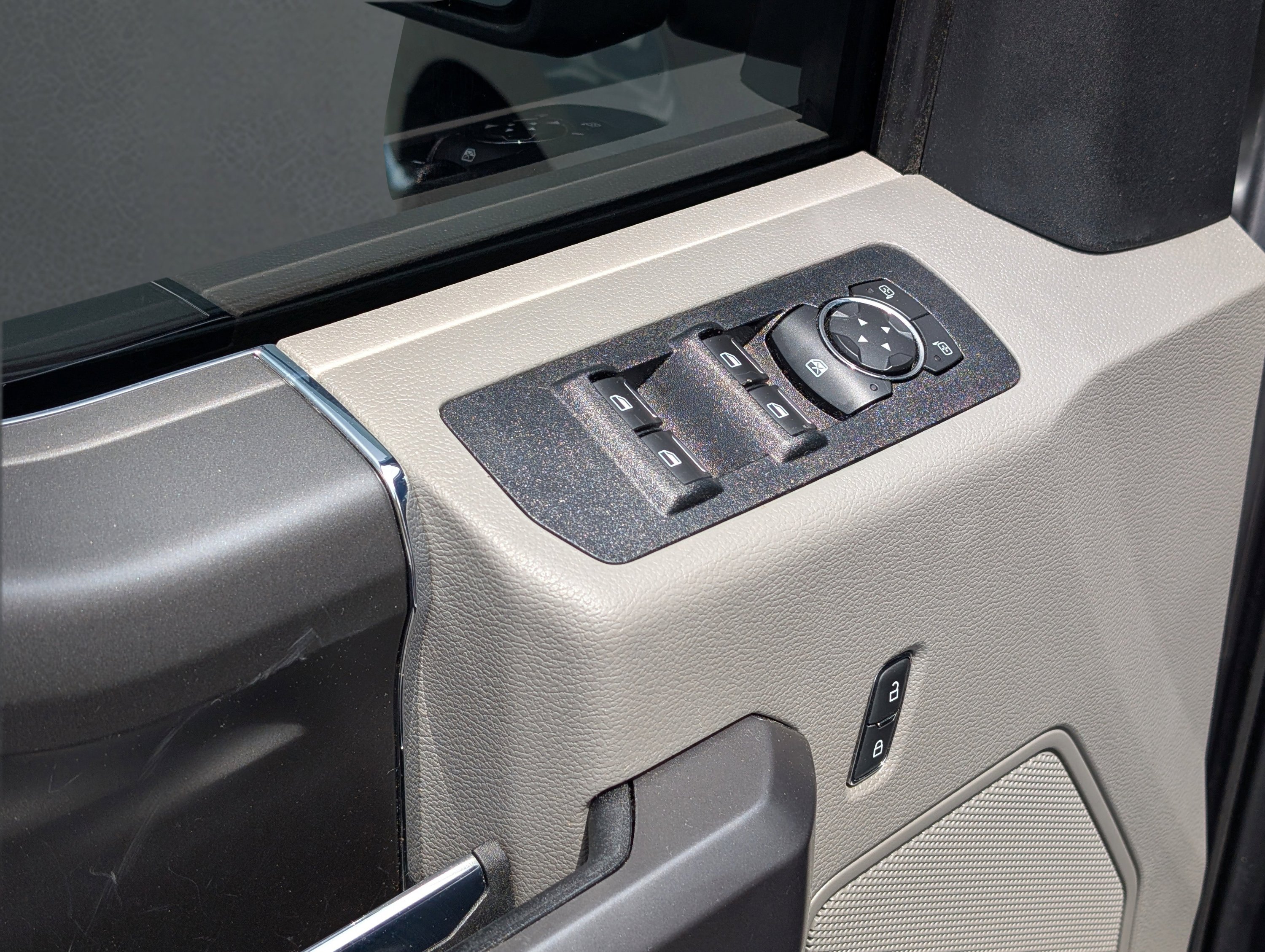 2020 Ford F-150 XLT photo 17