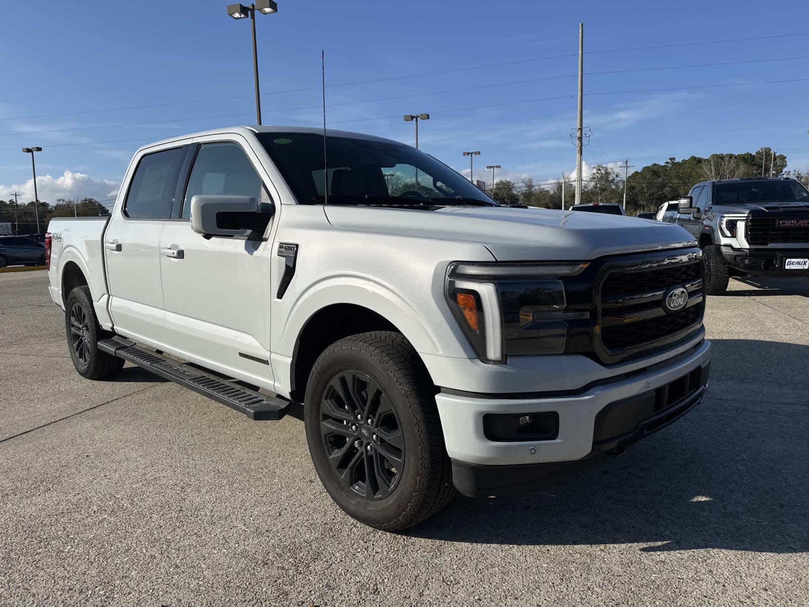 2025 Ford F-150 Lariat's photo