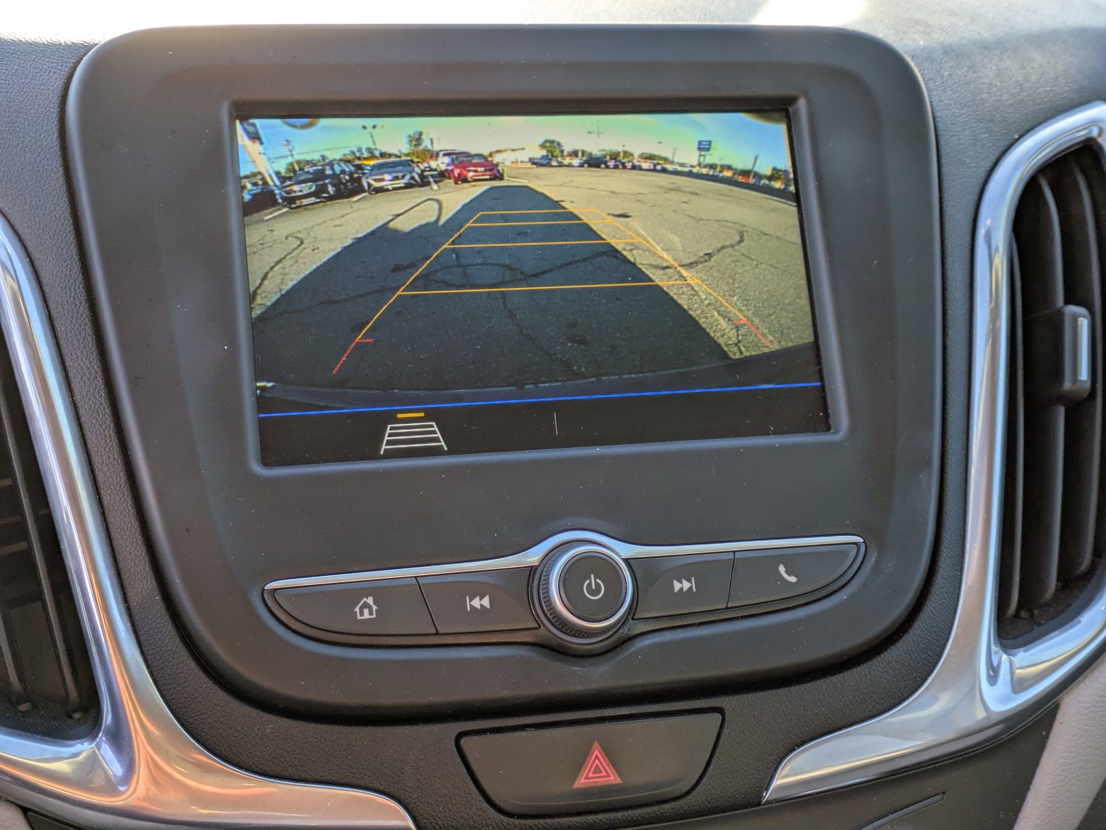 2019 Chevrolet Equinox LS photo 19