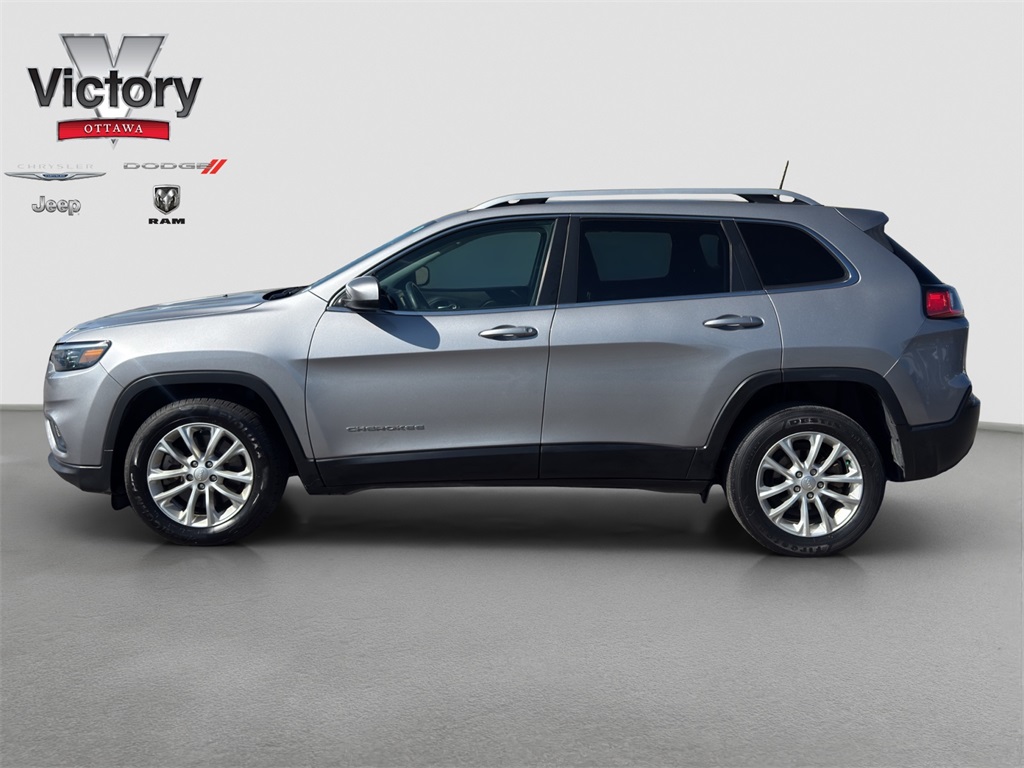 2019 Jeep Cherokee Latitude photo 3