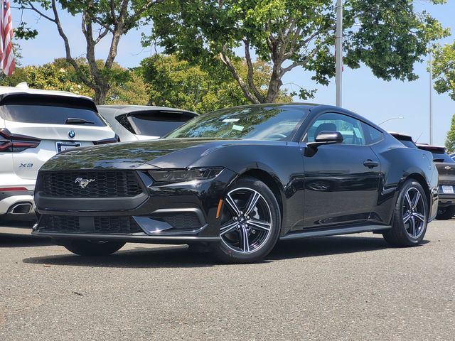 2025 Ford Mustang EcoBoost photo 2