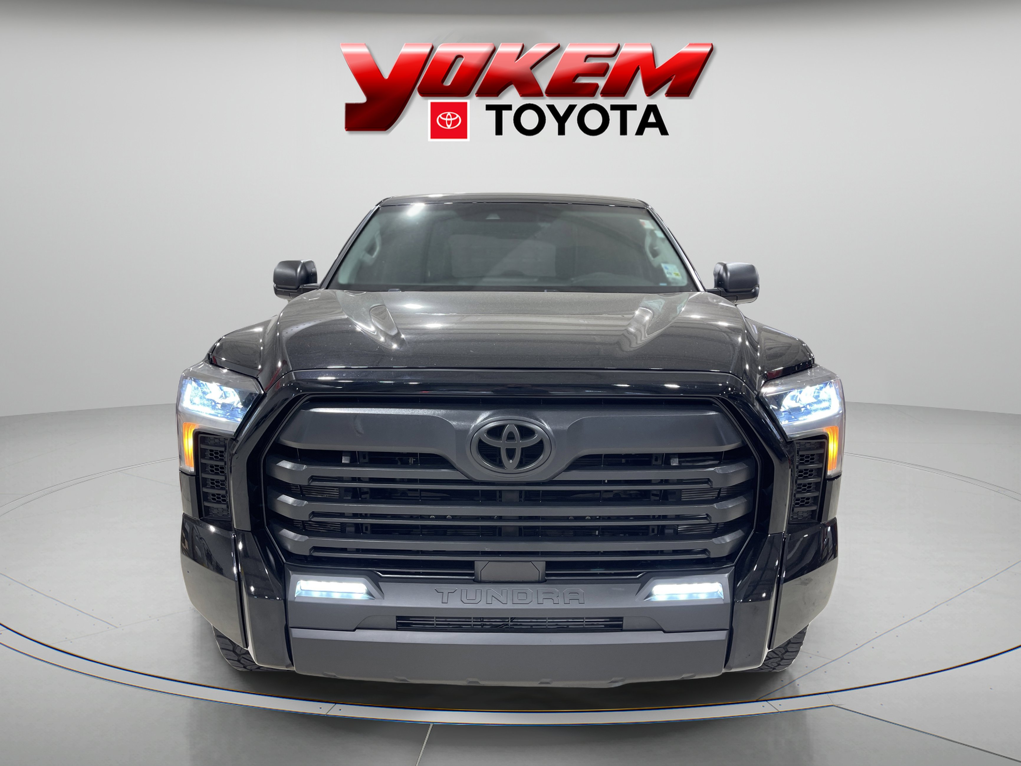2023 Toyota Tundra SR5 photo 6