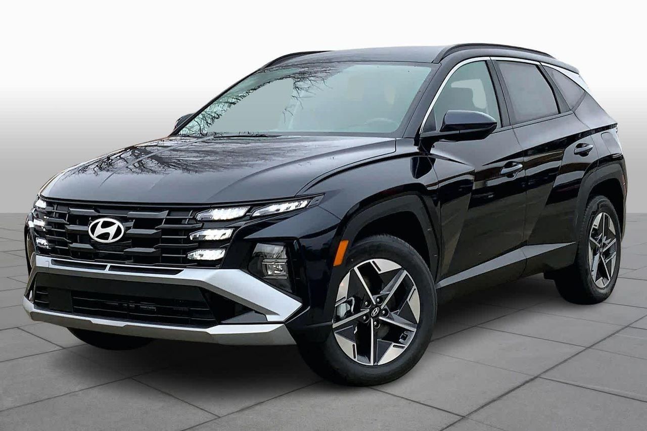 2026 Hyundai Tucson Blue SE's photo