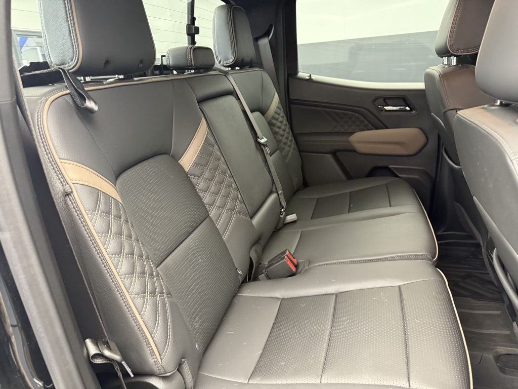 2024 Gmc Canyon Denali photo 62