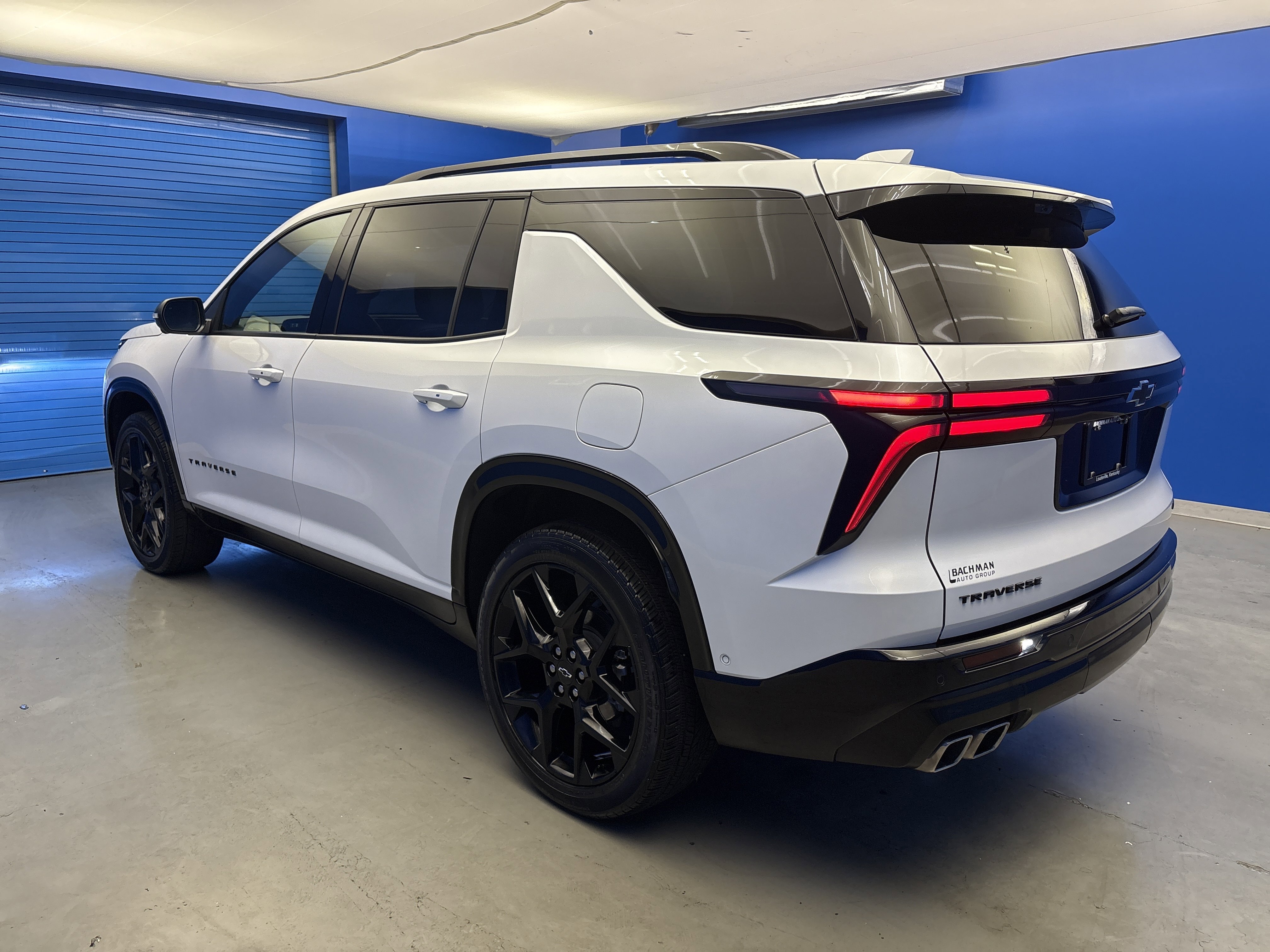 2025 Chevrolet Traverse RS photo 4