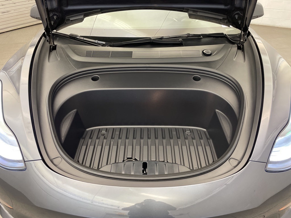 2023 Tesla Model 3 photo 23