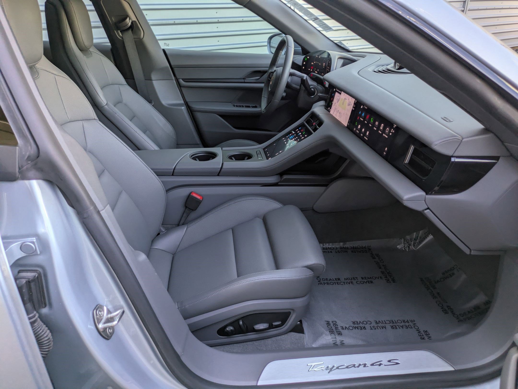 2022 Porsche Taycan 4S photo 30