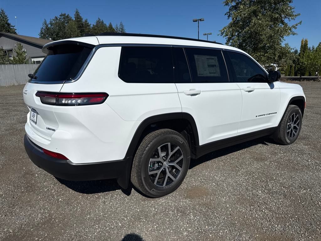 2025 Jeep Grand Cherokee Limited photo 5