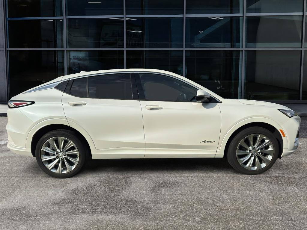 2024 Buick Envista Avenir photo 4