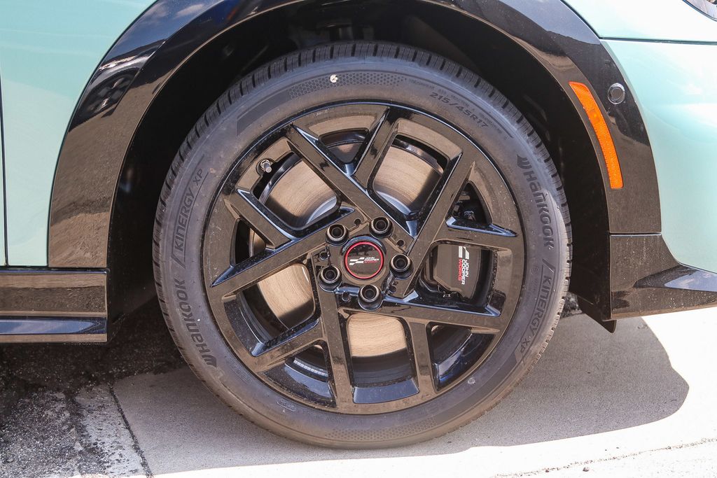 2026 Mini Cooper 4 Door Hardtop S Iconic photo 5
