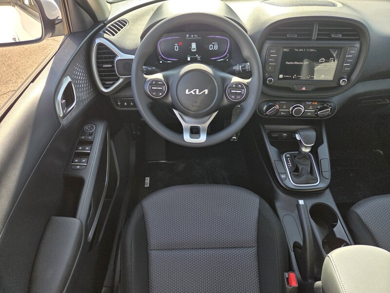 2025 Kia Soul LX S photo 8