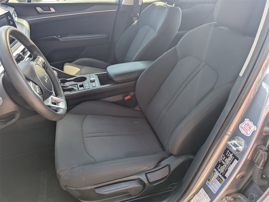 2023 Kia K5 LXS photo 11