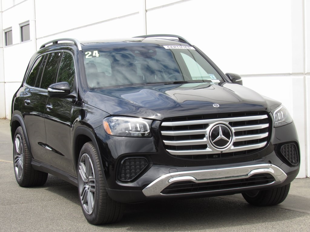 2024 Mercedes Benz GLS 450 4MATIC photo 2