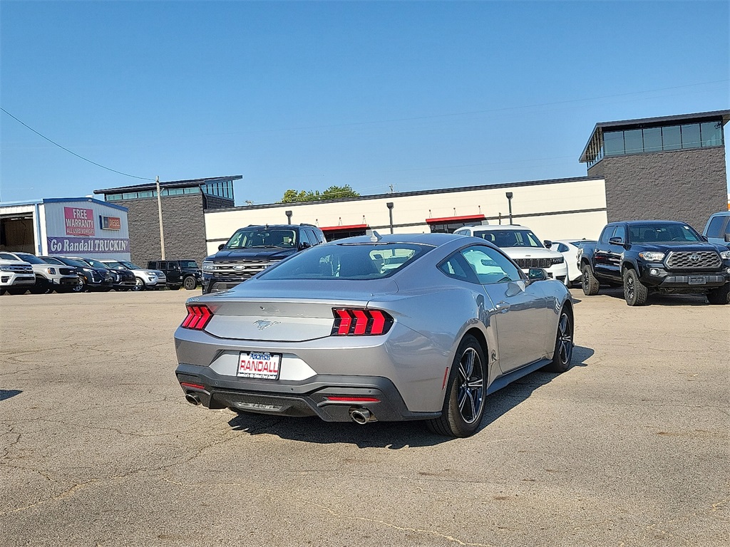 2024 Ford Mustang EcoBoost photo 4