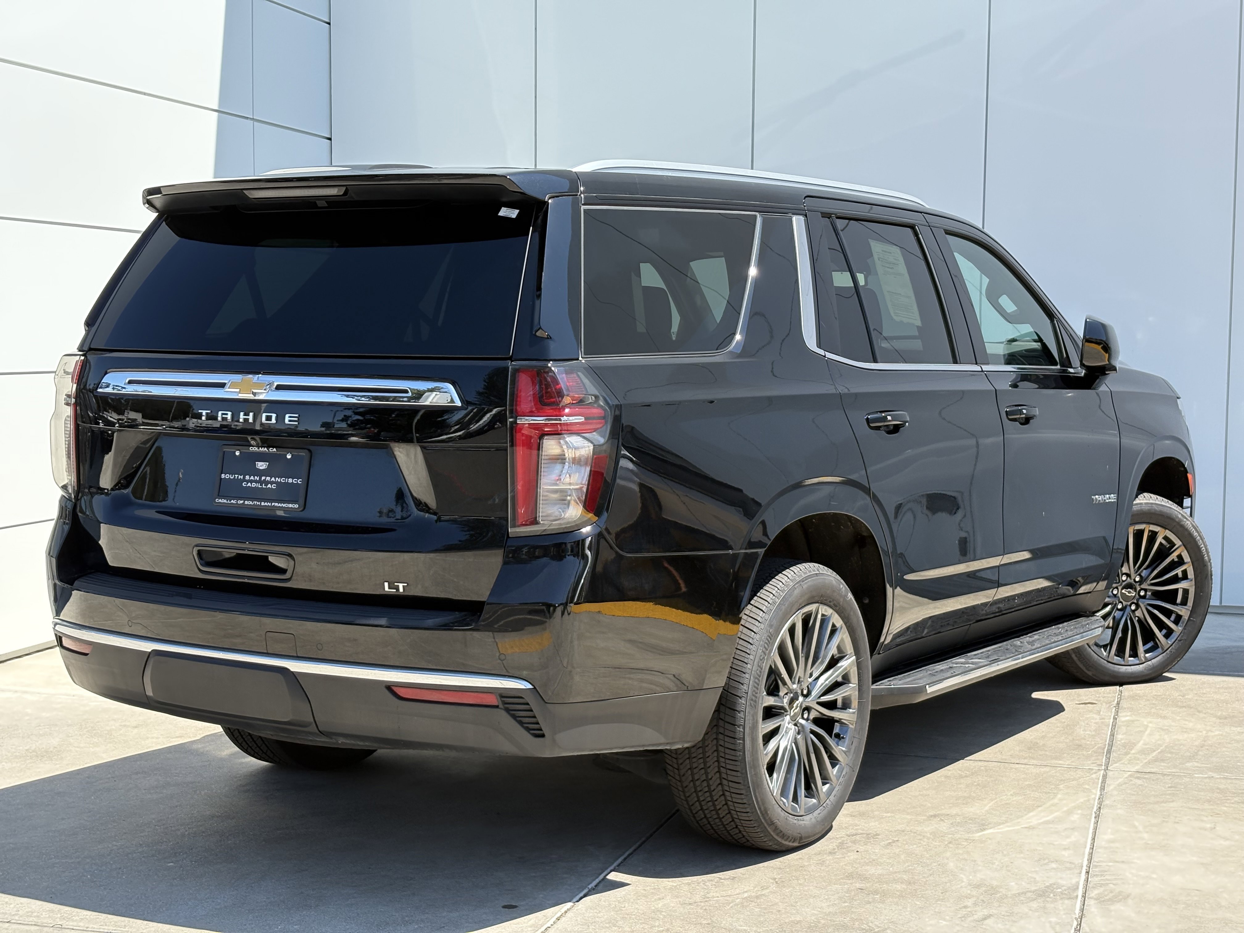 2022 Chevrolet Tahoe LT photo 7