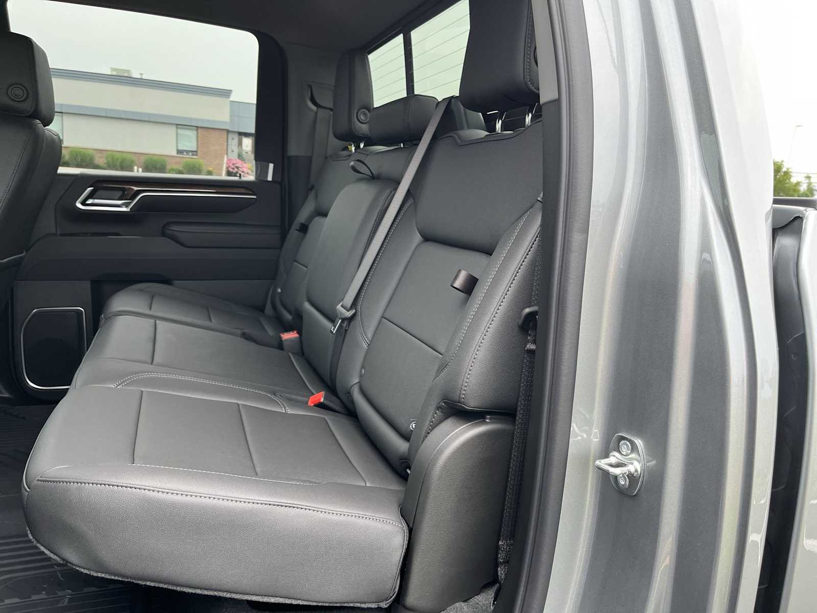 2025 Chevrolet Silverado 2500HD LT photo 22