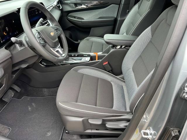 2025 Chevrolet Trailblazer LT photo 12