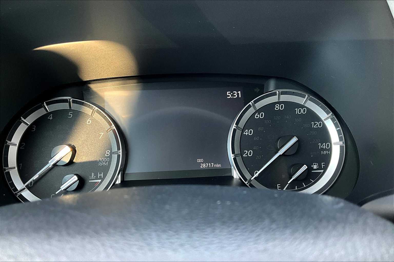 2022 Toyota Highlander XLE photo 25