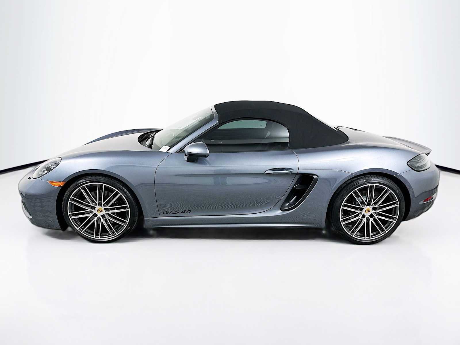 2025 Porsche Boxster GTS 4.0 photo 2
