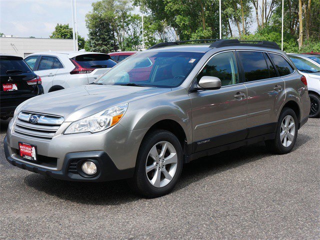 2014 Subaru Outback 2.5i Premium photo 3