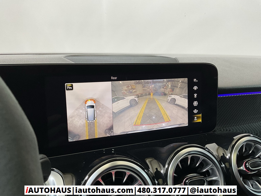 2022 Mercedes Benz GLB 35 AMG 4MATIC photo 27