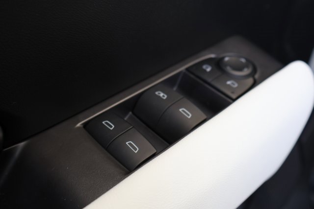 2024 Gmc Canyon AT4X photo 11