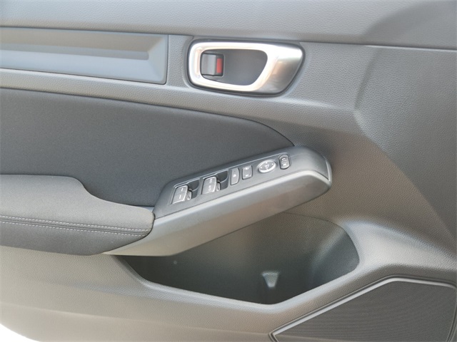 2026 Honda Civic Hatchback Sport photo 13