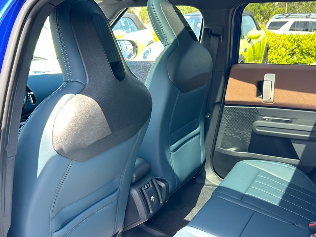 2025 Mini Countryman S ALL4 Iconic photo 28
