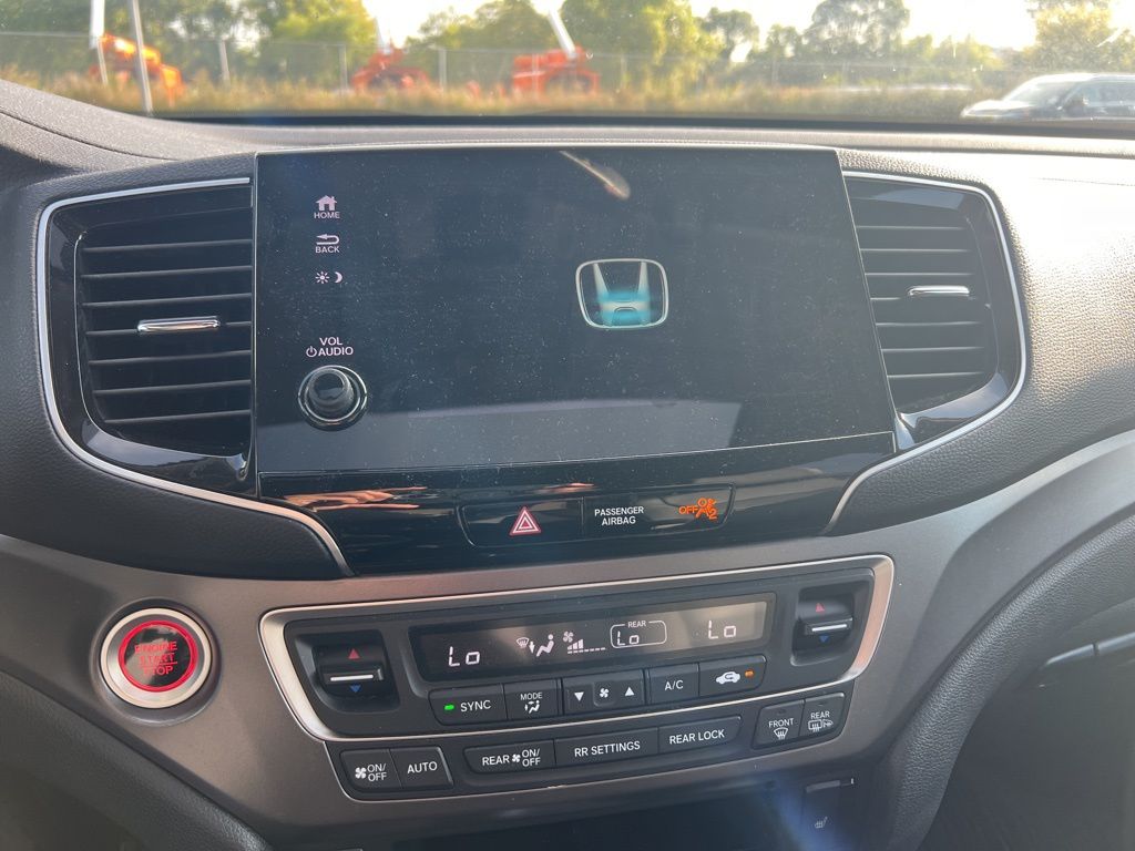2022 Honda Pilot Special Edition photo 11