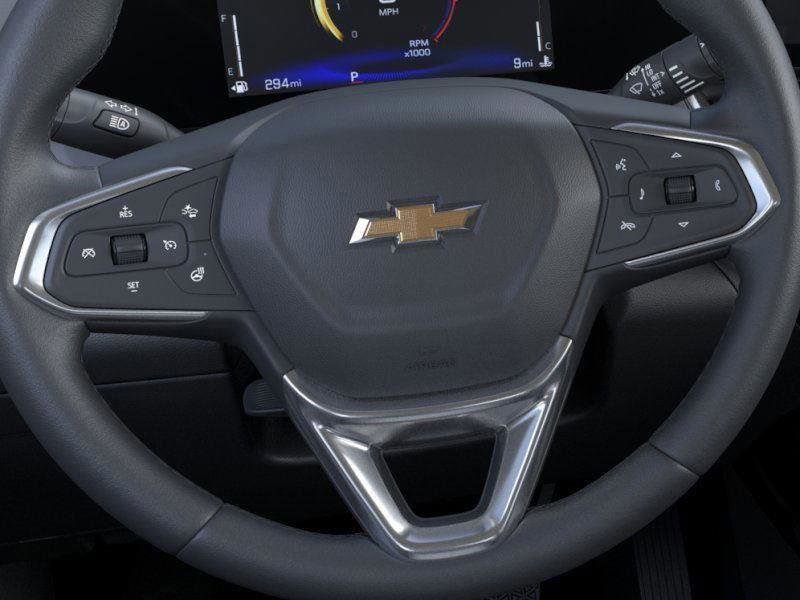 2025 Chevrolet Trax LT photo 16