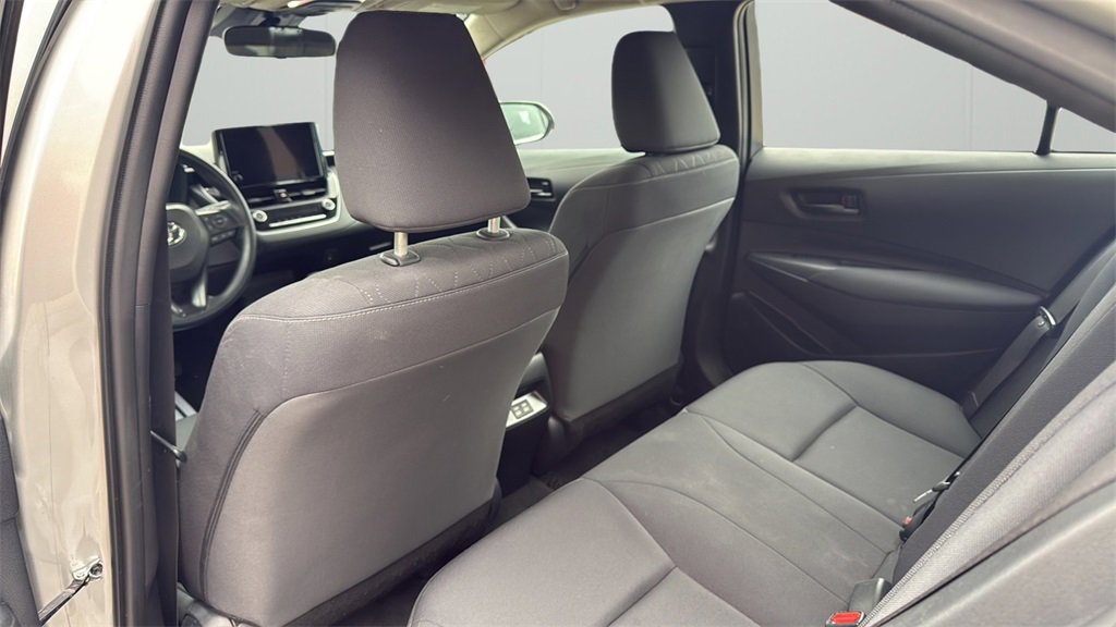 2023 Toyota Corolla LE photo 36