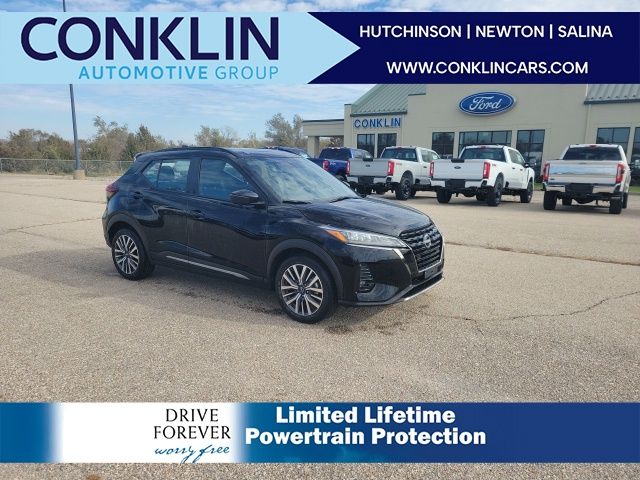 2024 Nissan Kicks SR